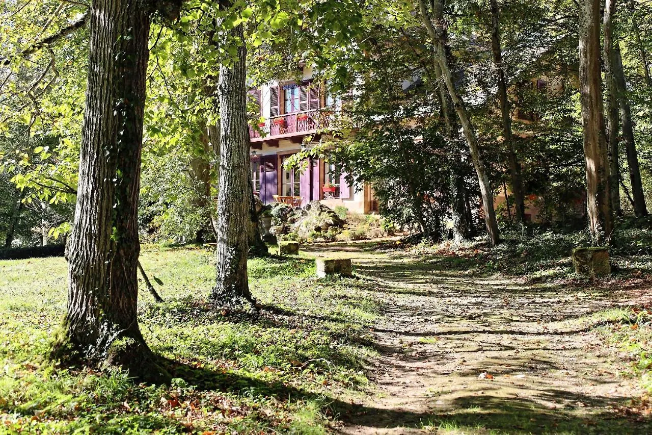 Campsite Le Chalet Montegut Hebergements Insolites Hotel Coulandon
