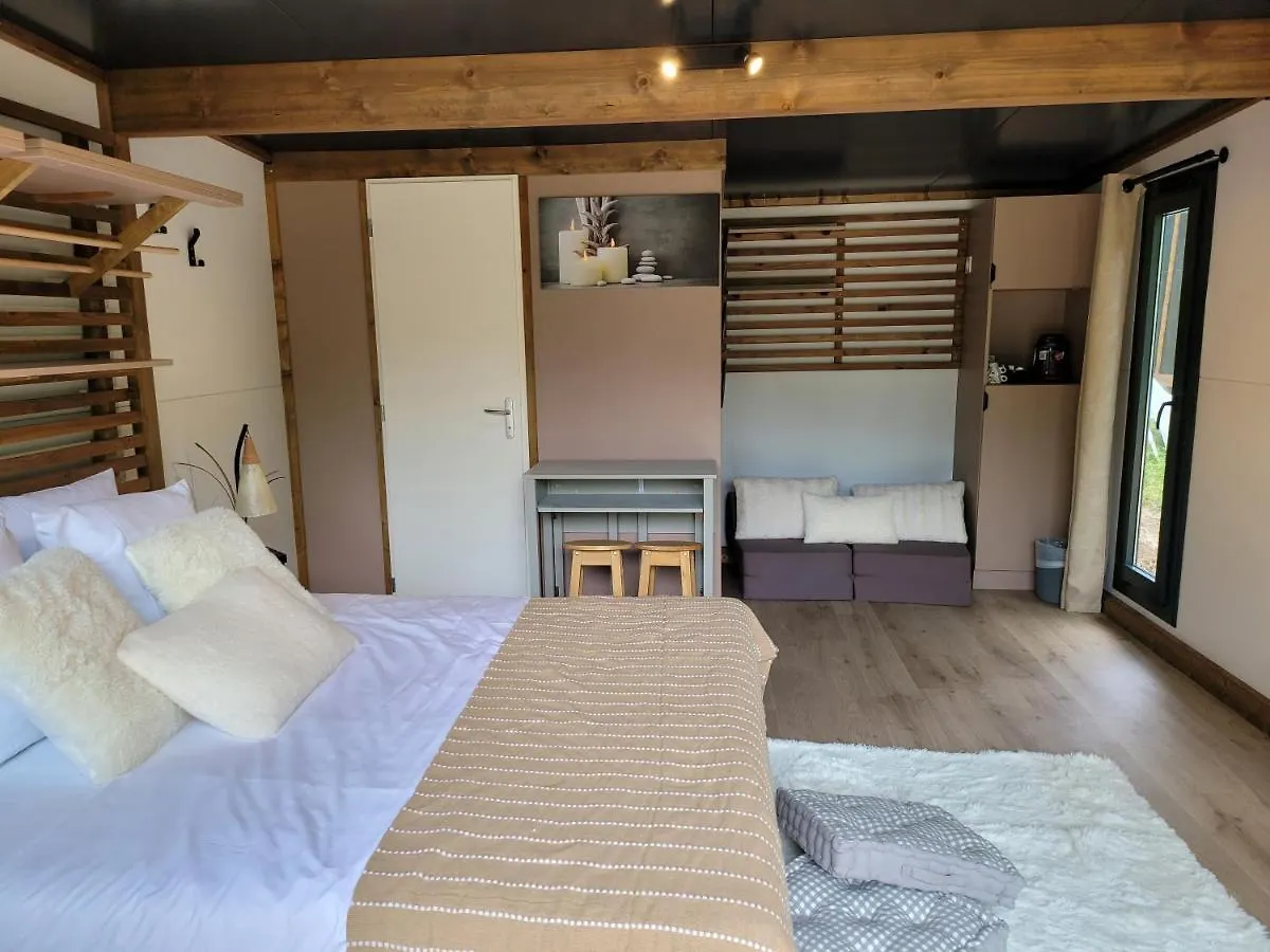 Le Chalet Montegut Hebergements Insolites Hotel Coulandon 0*,
