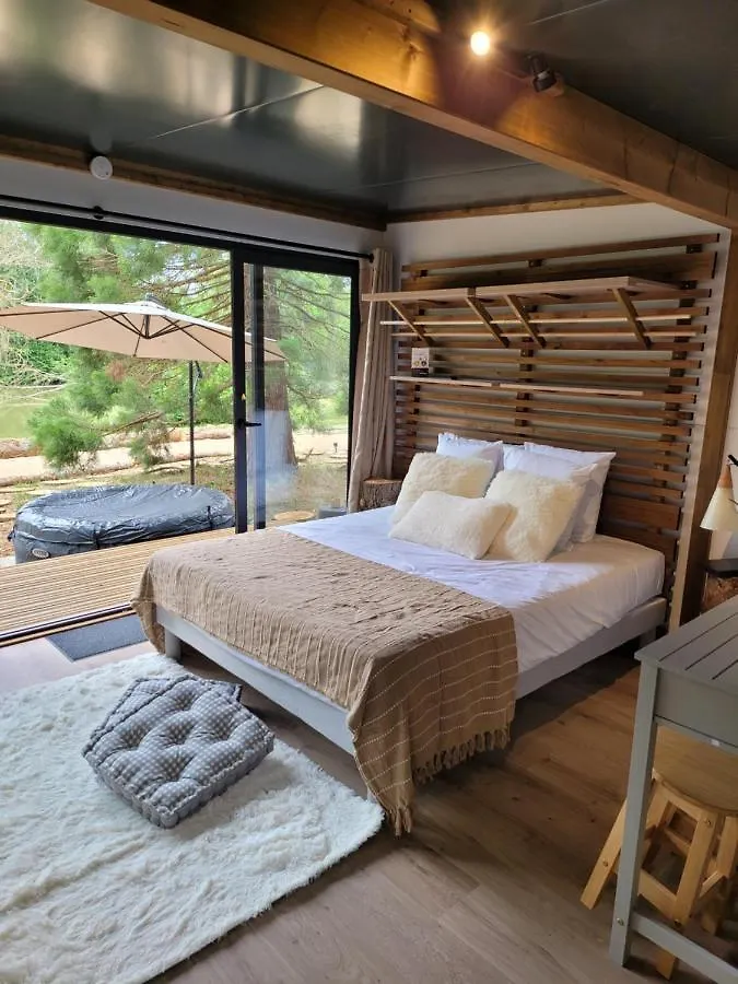 Le Chalet Montegut Hebergements Insolites Hotel Coulandon 0*,
