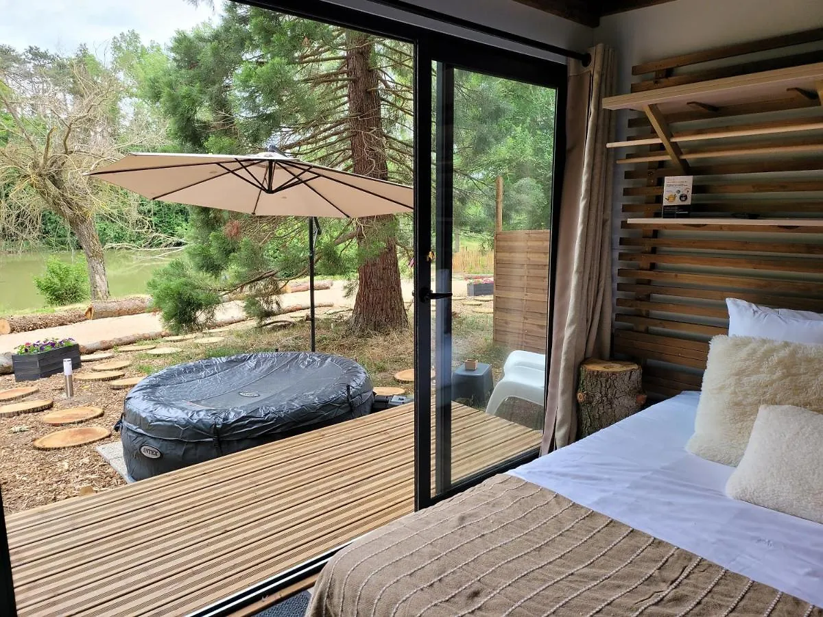 Le Chalet Montegut Hebergements Insolites Hotel Coulandon France
