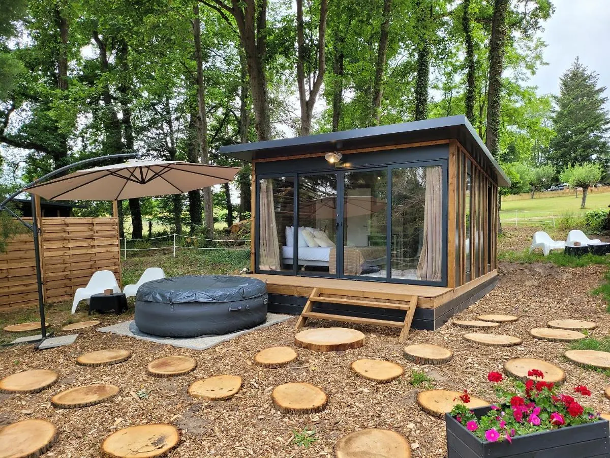 Le Chalet Montegut Hebergements Insolites Hotel Coulandon