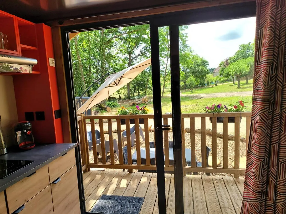 Le Chalet Montegut Hebergements Insolites Hotel Coulandon 0*,
